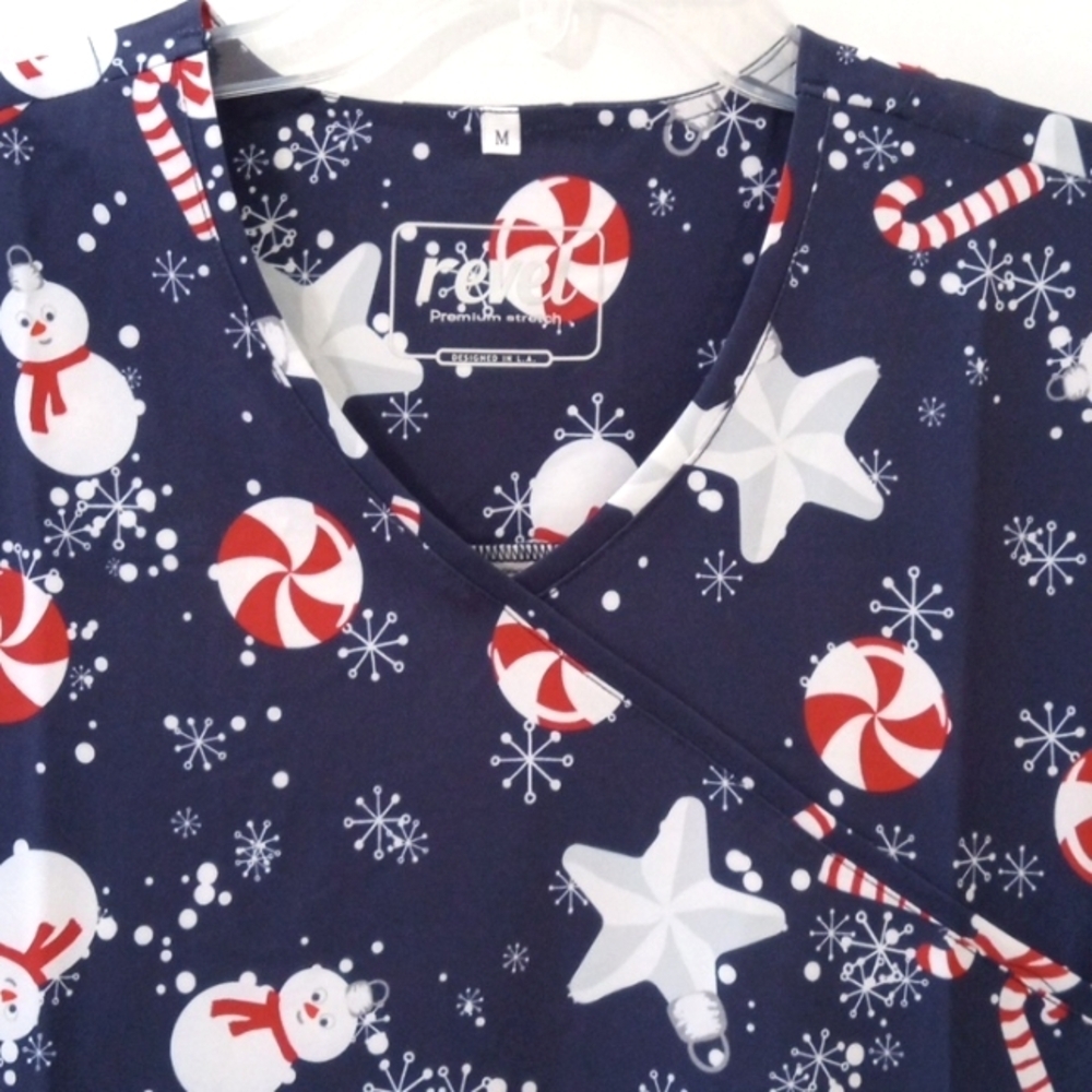 REVEL MEDICAL SCRUB TOP - Navy, Red, White - Candy Canes Snowman SIZE Medium NWT - Picture 8 of 13